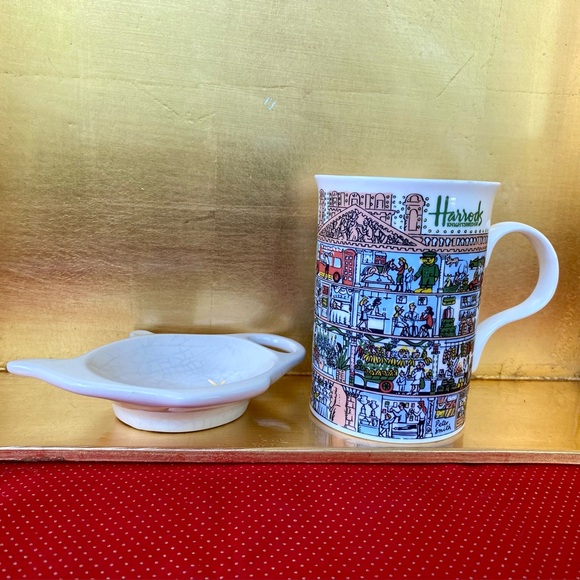 Harrods Tea Cup (or can be coffee mug) and Teabag Tidy (Teabag dish) - Picture 2 of 11